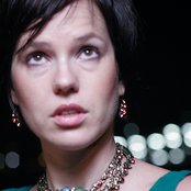 Venus Hum - List pictures