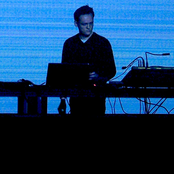 Alva Noto - List pictures