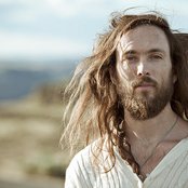 Alexander - List pictures