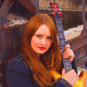 Shannon Curfman - List pictures