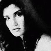 Idina Menzel - List pictures