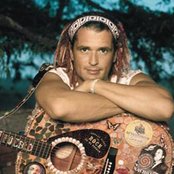 Carlos Vives - List pictures