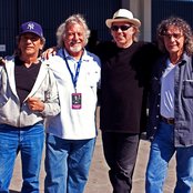 Neil Young & Crazy Horse - List pictures