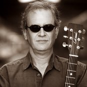 Chris Jones - List pictures