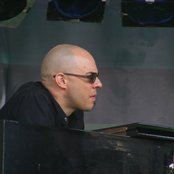 Nik Bärtsch - List pictures