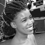 Thandiswa Mazwai - List pictures