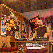 Mick Boogie - List pictures