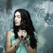 Yael Naim - List pictures