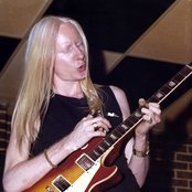 Johnny Winter - List pictures