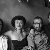 Hiatus Kaiyote - List pictures