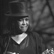 Abbey Lincoln - List pictures