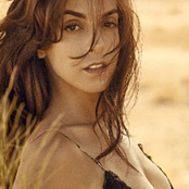 Ruth Lorenzo - List pictures