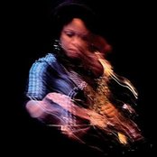 Matana Roberts - List pictures