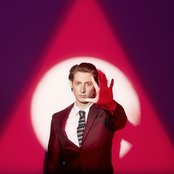 Eric Hutchinson - List pictures