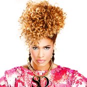 Sharon Doorson - List pictures