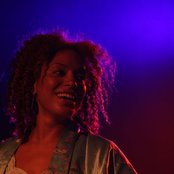 Martina Topley-bird - List pictures