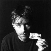 Damon Albarn - List pictures