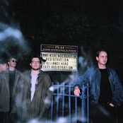 Eagulls - List pictures