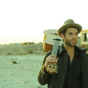 Jay Malinowski - List pictures