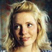 Haley Bonar - List pictures