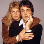 Paul & Linda Mccartney - List pictures