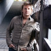 Dierks Bentley - List pictures