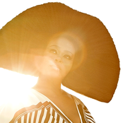 Jill Scott - List pictures