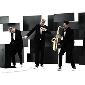 Movits! - List pictures