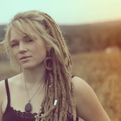 Crystal Bowersox - List pictures