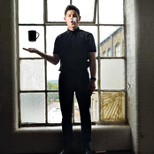 Iwan Rheon - List pictures