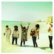 Grouplove - List pictures