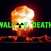 Wall Of Death - List pictures
