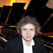 Roberto Cacciapaglia - List pictures