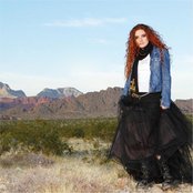 Sarah Kelly - List pictures