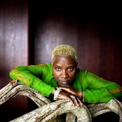 Angelique Kidjo - List pictures