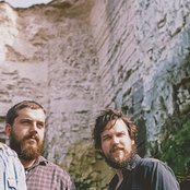 Bear's Den - List pictures