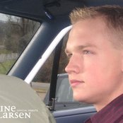 Blaine Larsen - List pictures