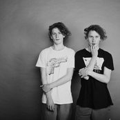 Cosmo's Midnight - List pictures