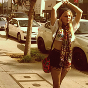 Colette Carr - List pictures