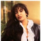 Selena - List pictures