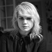 Coeur De Pirate - List pictures