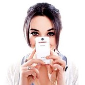 Camelia Jordana - List pictures