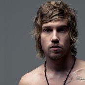 Julien Dore - List pictures