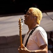 Sergio Vega - List pictures