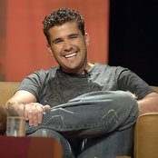 Josh Gracin - List pictures
