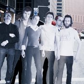 !!! (chk Chk Chk) - List pictures