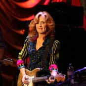 Bonnie Raitt - List pictures