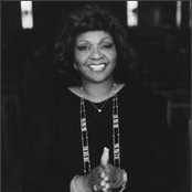 Cissy Houston - List pictures