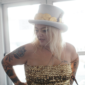 Elle King - List pictures