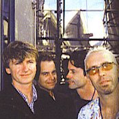 Crowded House - List pictures